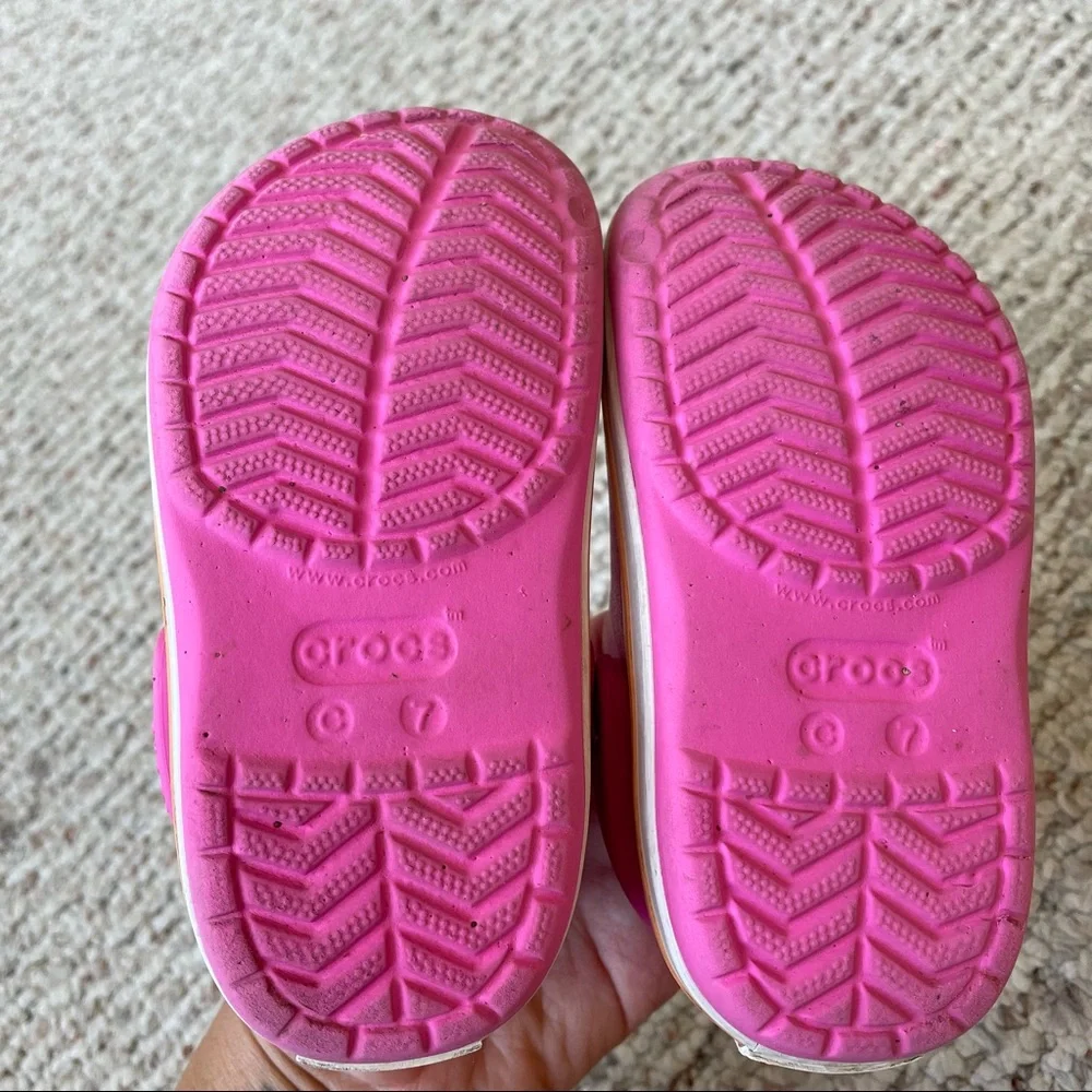 SOLD Pink Crocs - Picture 4 of 6